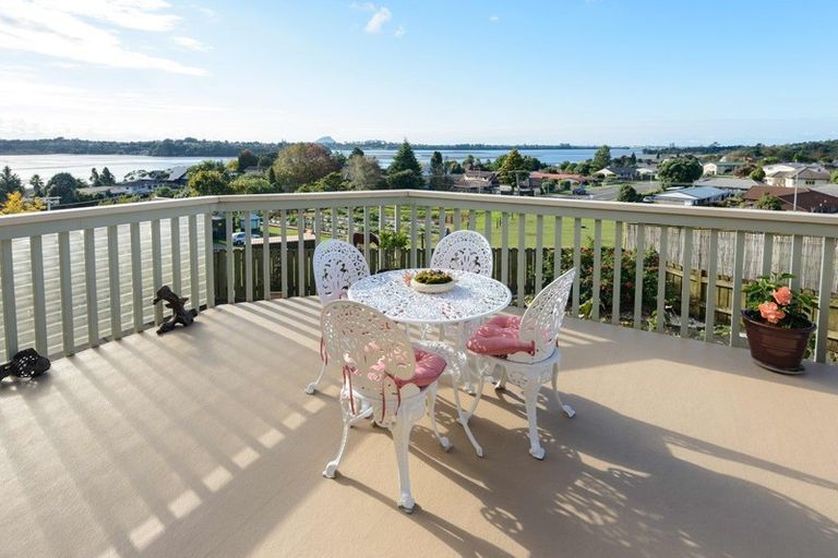 Photo of property in 7 Oakland Way, Welcome Bay, Tauranga, 3112