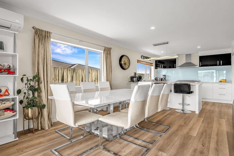 Photo of property in 21 O Ruamano Crescent, Pukekohe, 2120