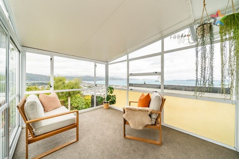 Photo of property in 4/30 London Road, Korokoro, Lower Hutt, 5012