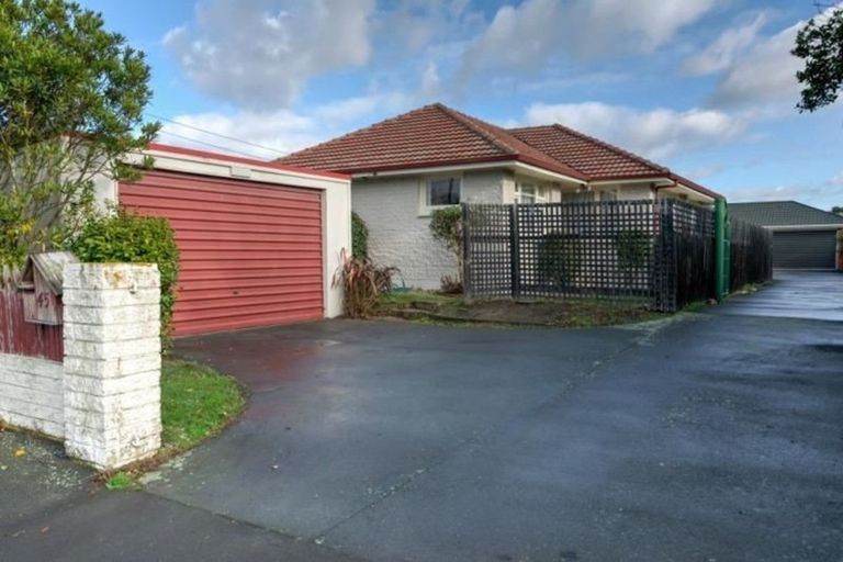 Photo of property in 45 Hounslow Street, Ilam, Christchurch, 8041