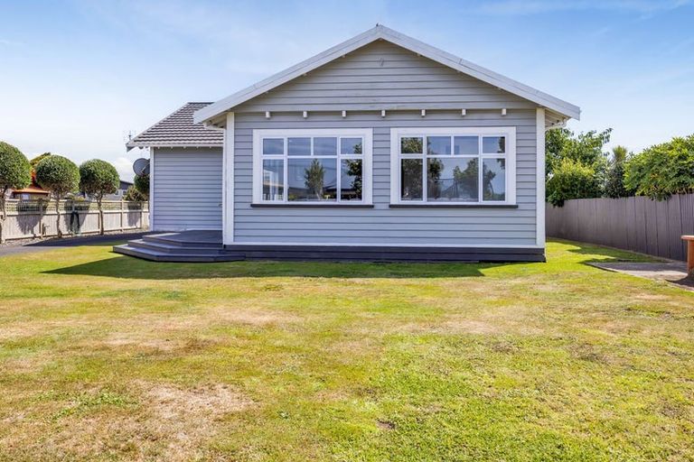 Photo of property in 21 Maire Street, Hawera, 4610