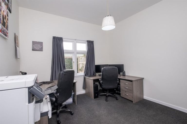 Photo of property in 128 Miranda Street, Stratford, 4332