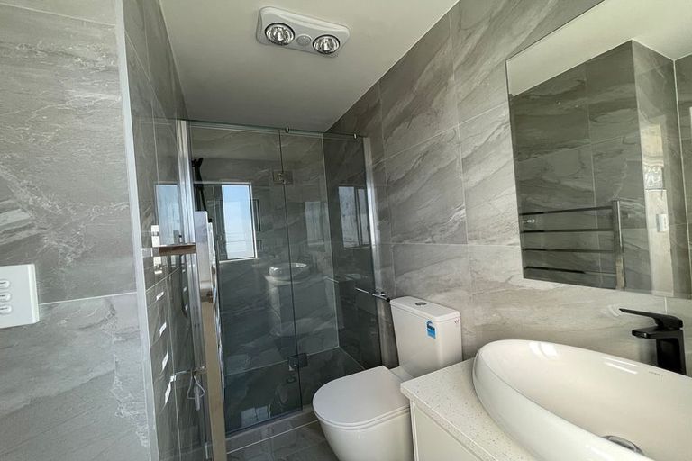 Photo of property in 13c Graeme Avenue, Mangere East, Auckland, 2024