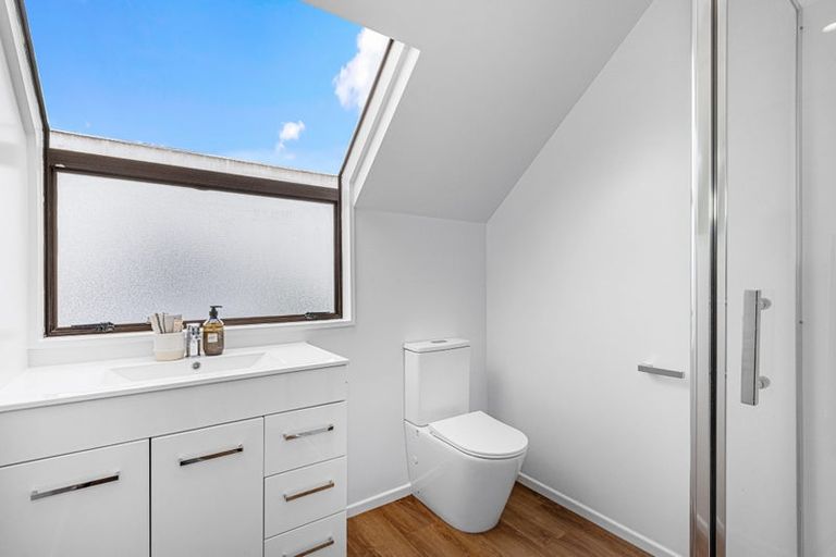 Photo of property in 8 Radley Street, Woolston, Christchurch, 8023