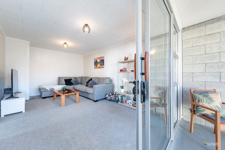 Photo of property in 53f4- Ebdentown Street, Ebdentown, Upper Hutt, 5018
