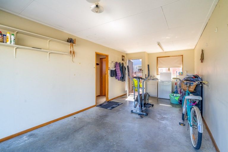 Photo of property in 61 Antrim Street, Windsor, Invercargill, 9810