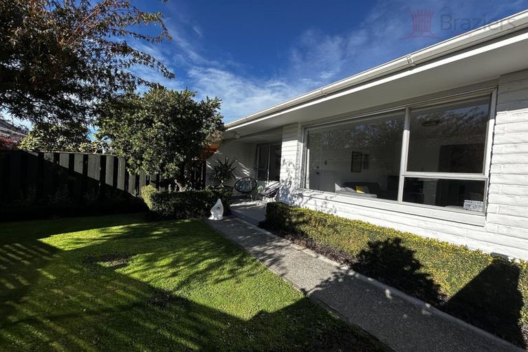Photo of property in 4/16 Oxley Avenue, St Albans, Christchurch, 8014