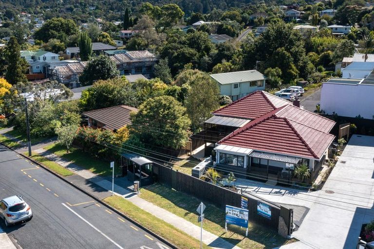 Photo of property in 1a Stottholm Road, Titirangi, Auckland, 0604