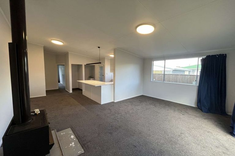 Photo of property in 71 Hikurangi Street, Trentham, Upper Hutt, 5018