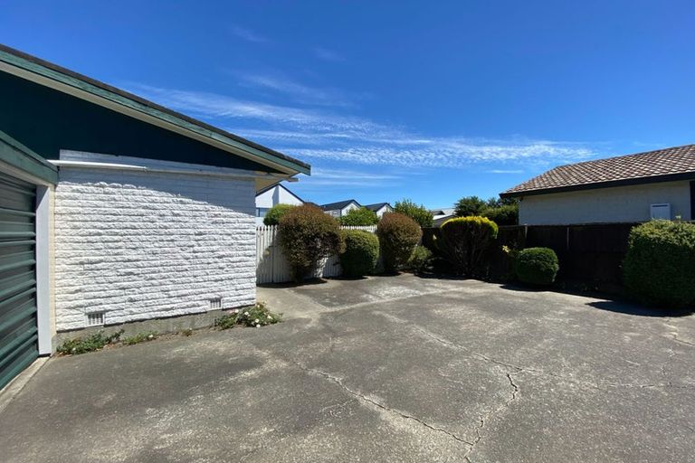 Photo of property in 2/329 Hendersons Road, Hoon Hay, Christchurch, 8025