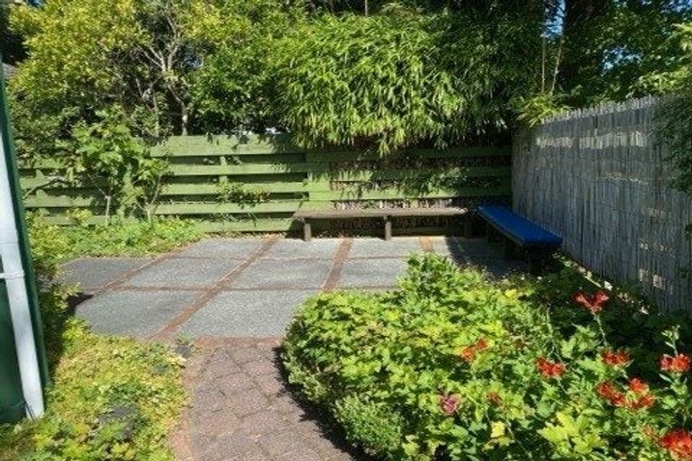 Photo of property in 4b Blundell Way, Heretaunga, Upper Hutt, 5018