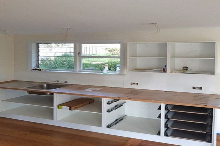 Photo of property in 38 Lyndfield Lane, Newlands, Wellington, 6037