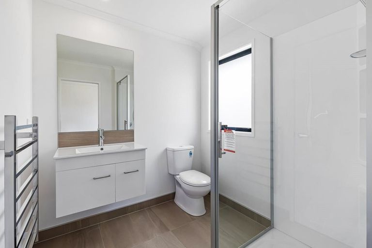 Photo of property in 85a/2 Atkinson Road, Titirangi, Auckland, 0604