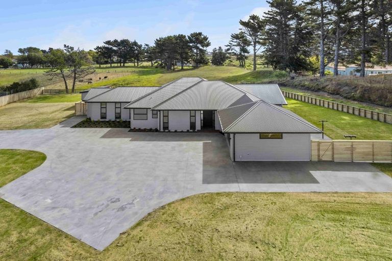 Photo of property in 67c Mosston Road, Castlecliff, Whanganui, 4501