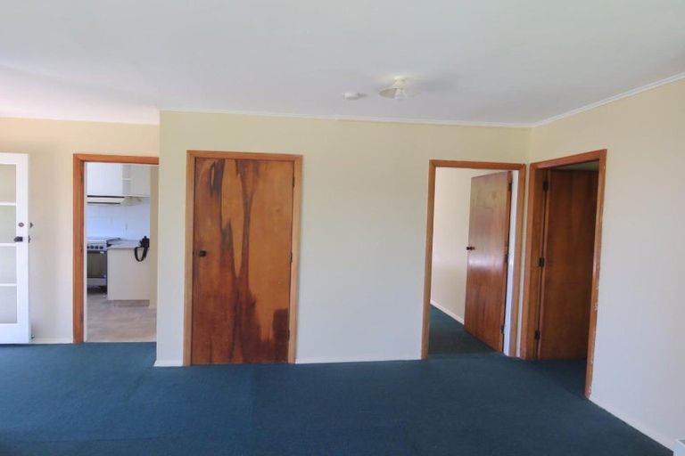 Photo of property in 19 Cook Street, Marfell, New Plymouth, 4310