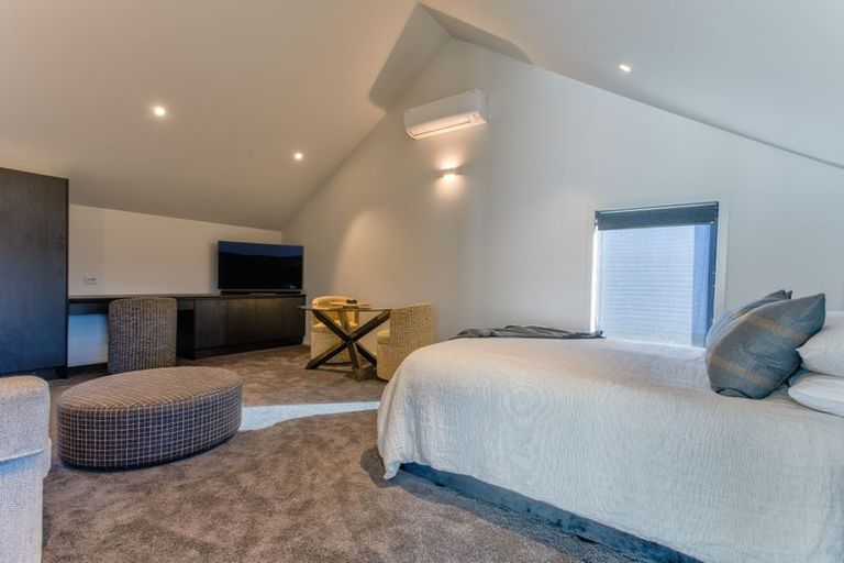 Photo of property in 10 Mccaw Mews, Wanaka, 9305