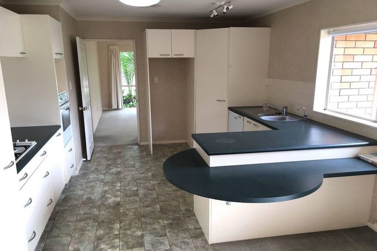 Photo of property in 20 Amherst Place, Albany, Auckland, 0632