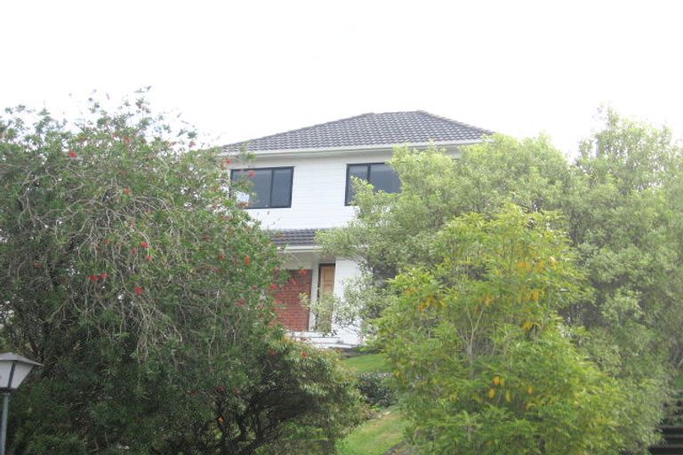 Photo of property in 50 Don Buck Road, Massey, Auckland, 0614