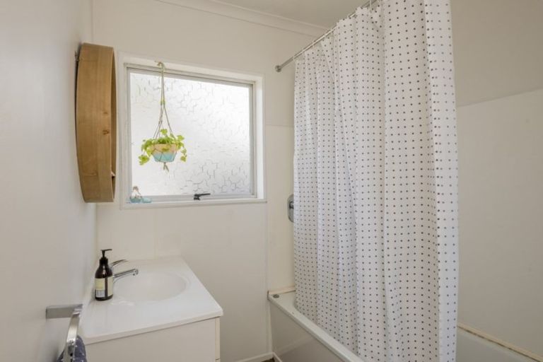 Photo of property in 25 Perth Street, Levin, 5510