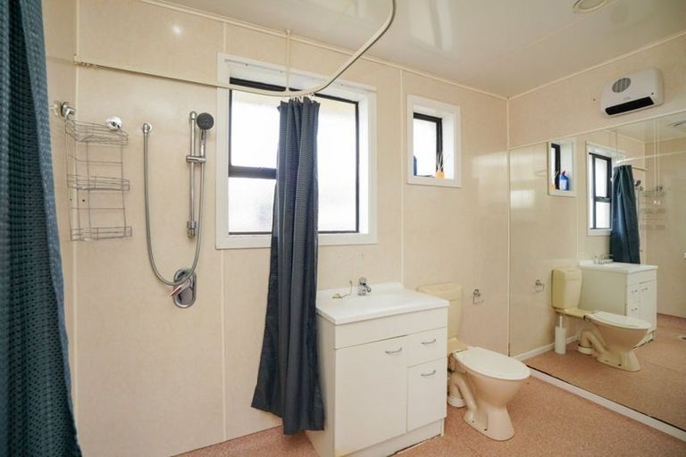 Photo of property in 23 Nevis Crescent, Grasmere, Invercargill, 9810