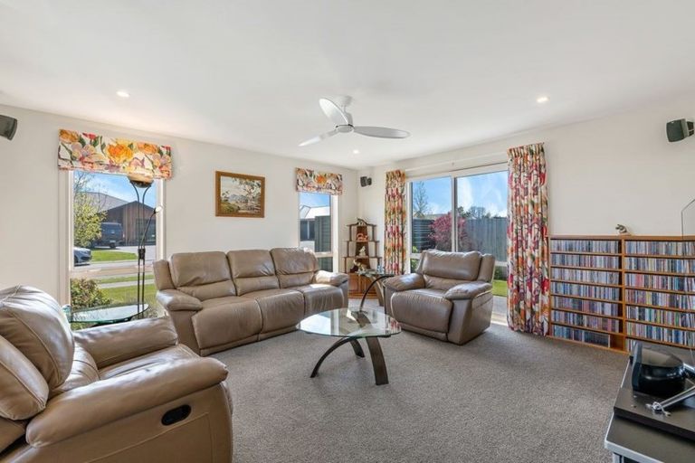 Photo of property in 54 Lewis Crescent, Rolleston, 7614