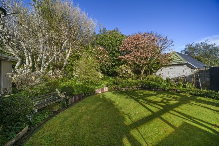 Photo of property in 114 Buick Crescent, Awapuni, Palmerston North, 4412