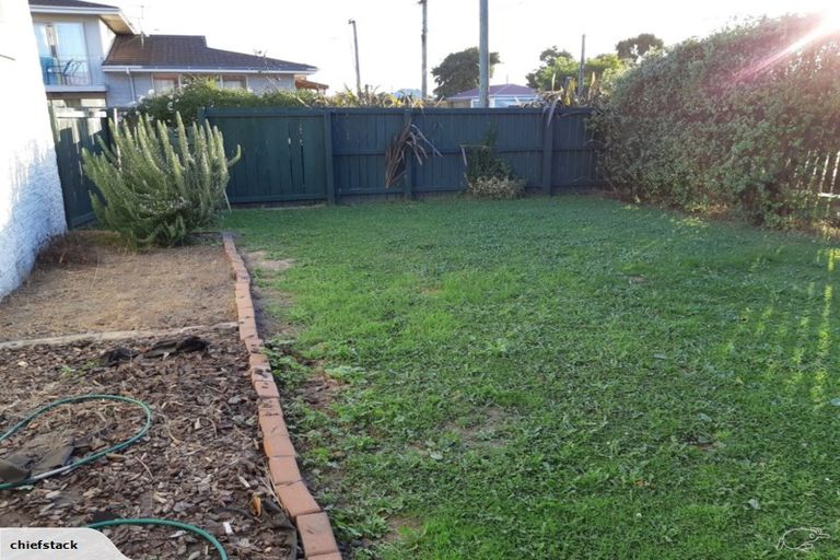 Photo of property in 1/68 Milton Street, Somerfield, Christchurch, 8024