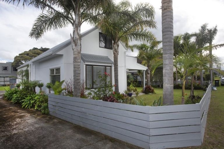 Photo of property in 503a Ocean Road, Whangamata, 3620