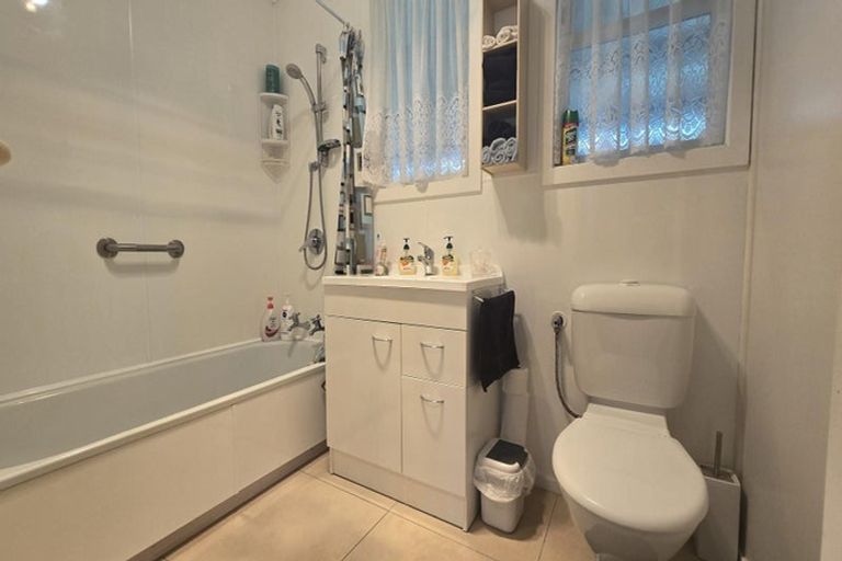 Photo of property in 8 Kent Street, Tokoroa, 3420