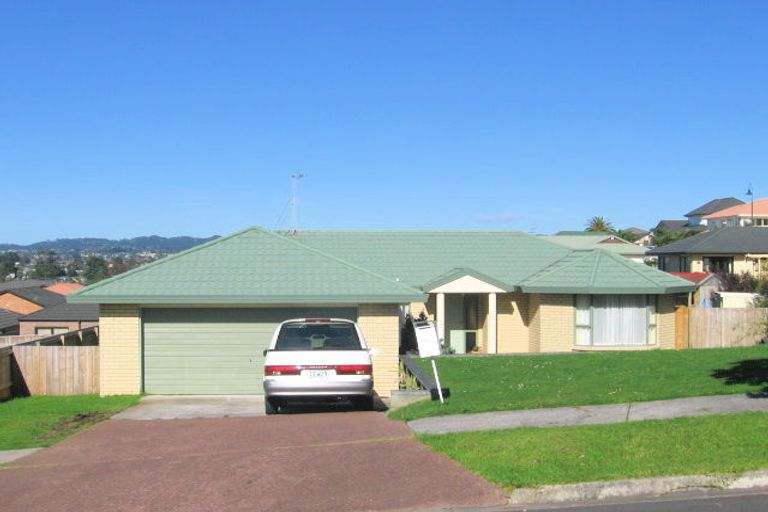 Photo of property in 4 San Carlo Court, Henderson, Auckland, 0612