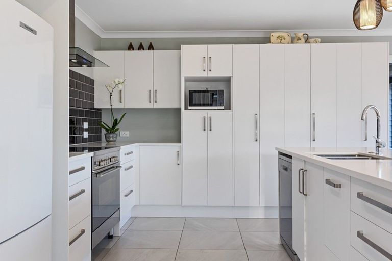 Photo of property in 36 Highgate Drive, Rangiora, 7400