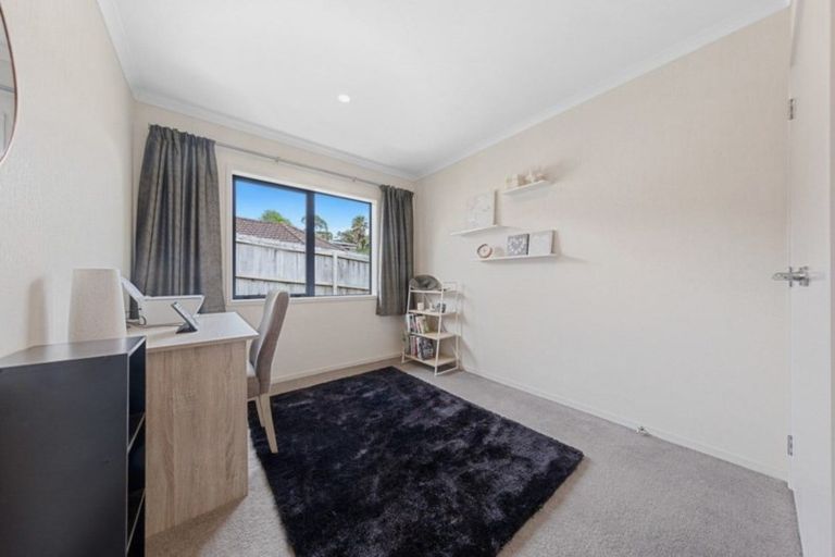 Photo of property in 77 Isabella Drive, Pukekohe, 2120