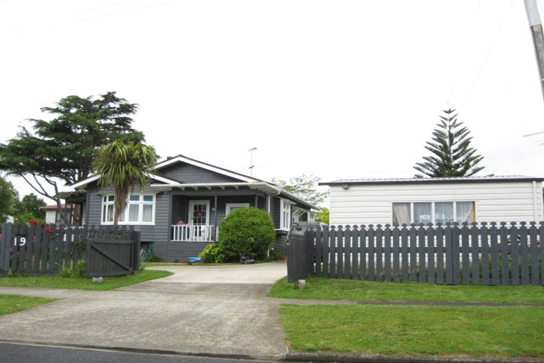 Photo of property in 19 Princes Street, Pukekohe, 2120