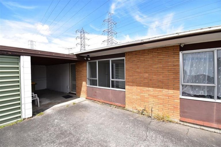 Photo of property in 2/44 Latham Avenue, Pakuranga, Auckland, 2010