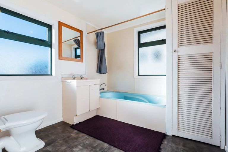 Photo of property in 24 Findlay Street, National Park, Owhango, 3989