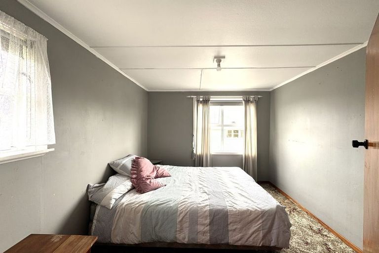 Photo of property in 14 Market Street, Kaitangata, 9210