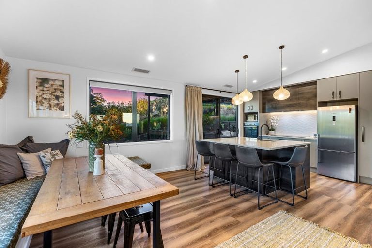 Photo of property in 16 Mearns Way, Ohauiti, Tauranga, 3112