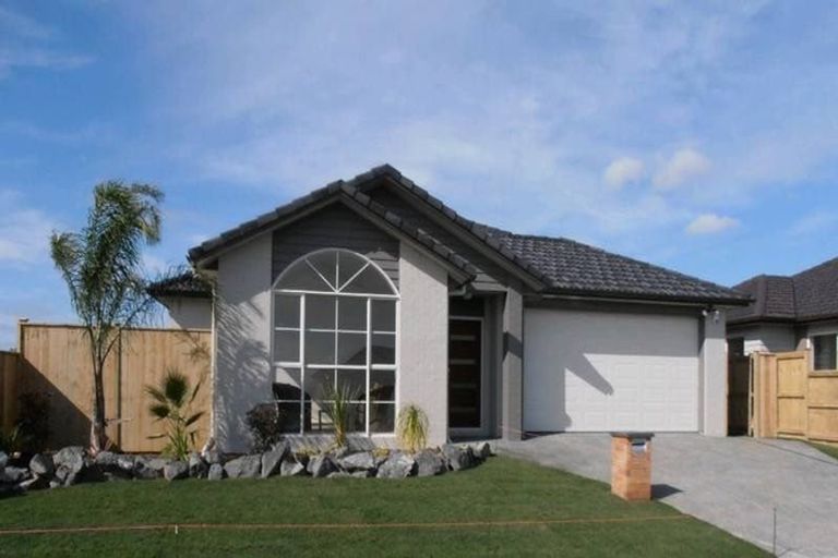 Photo of property in 11 Dromoland Drive, Flat Bush, Auckland, 2019