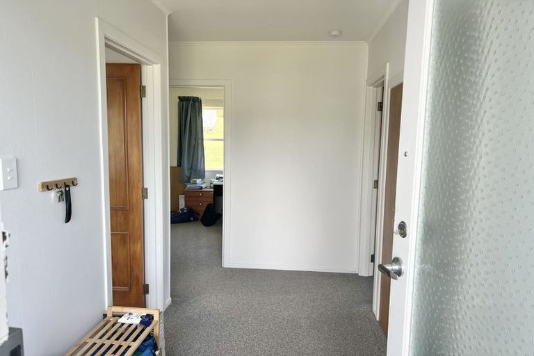 Photo of property in 33 Lingfield Street, Glenfield, Auckland, 0629