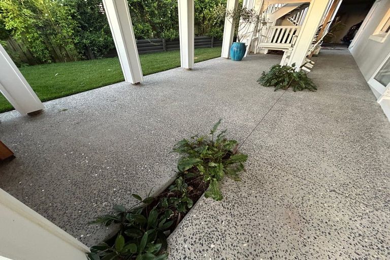 Photo of property in 153 Karewa Parade, Papamoa Beach, Papamoa, 3118