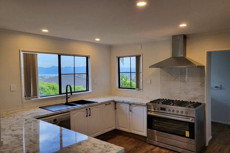 Photo of property in 30 Satara Crescent, Khandallah, Wellington, 6035