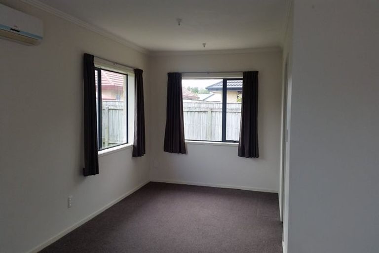 Photo of property in 7 Ahmad Close, Levin, 5510