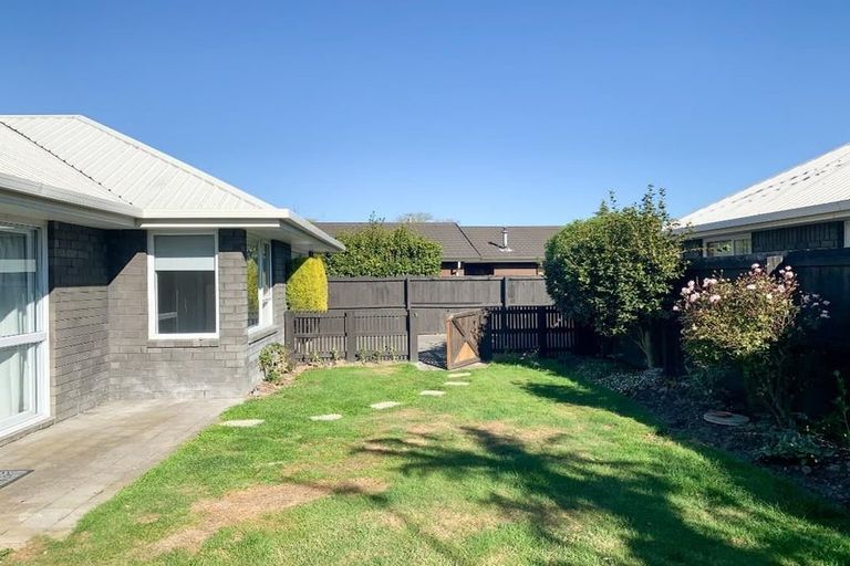 Photo of property in 1/19a Colchester Place, Templeton, Christchurch, 8042