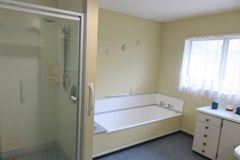 Photo of property in 55c Middle Road, Havelock North, 4130