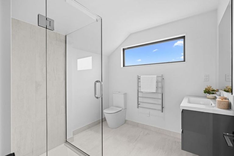 Photo of property in 115b Lincoln Road, Addington, Christchurch, 8024