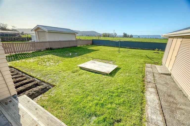 Photo of property in 60 Main Road, Harihari, 7884