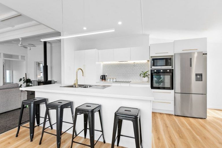 Photo of property in 214 Porangahau Road, Waipukurau, 4200