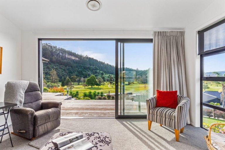 Photo of property in 19 Titoki Lane, Whangamata, 3691