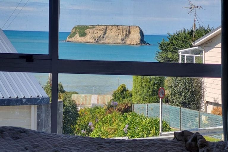 Photo of property in 2 Campbell Terrace, Motunau, Greta Valley, 7387