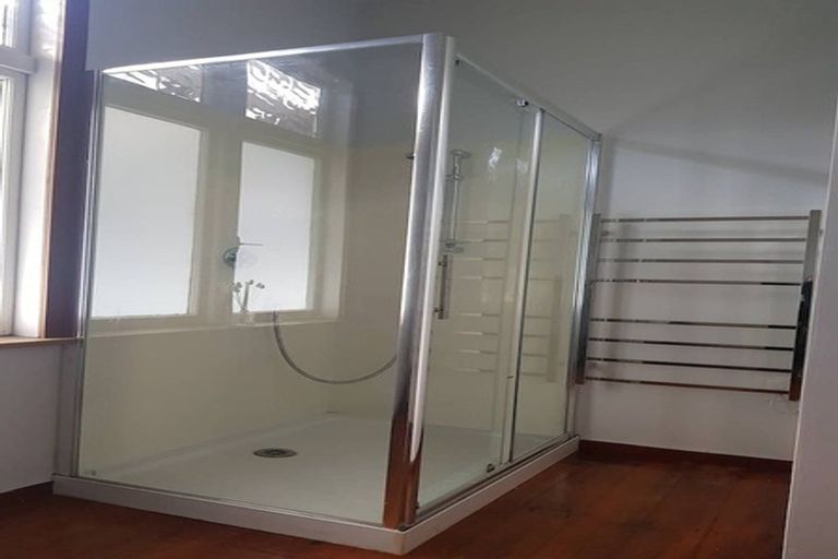 Photo of property in 1306 Old North Road, Helensville, 0875